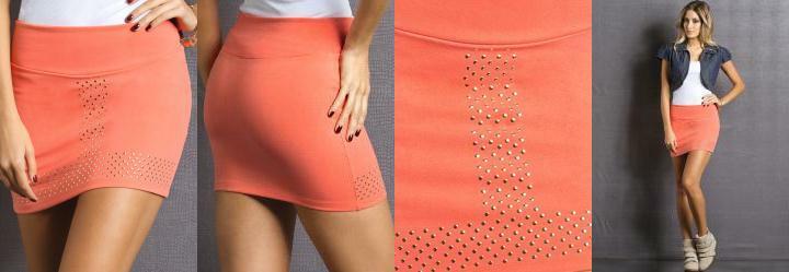 Mini Saia Coral com Detalhes Brilhantes